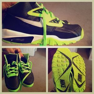 Nike Bo Jackson's 6y I awesome condition
