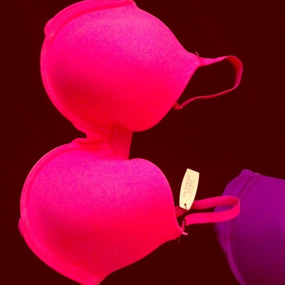 Victoria's Secret hot pink bra