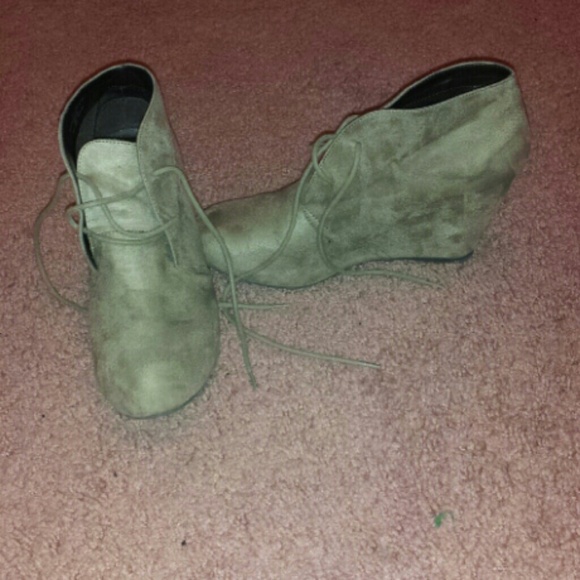 Wedges - Picture 2 of 2