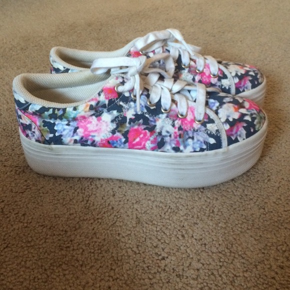 Jeffrey Campbell ZOMG