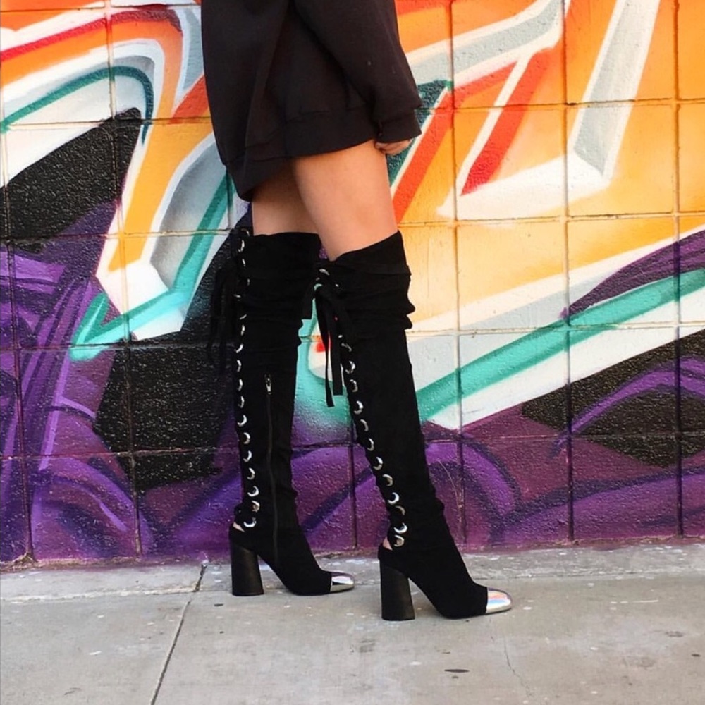 ☄ ISO: Jeffrey Campbell Shoes: - Picture 1 of 4