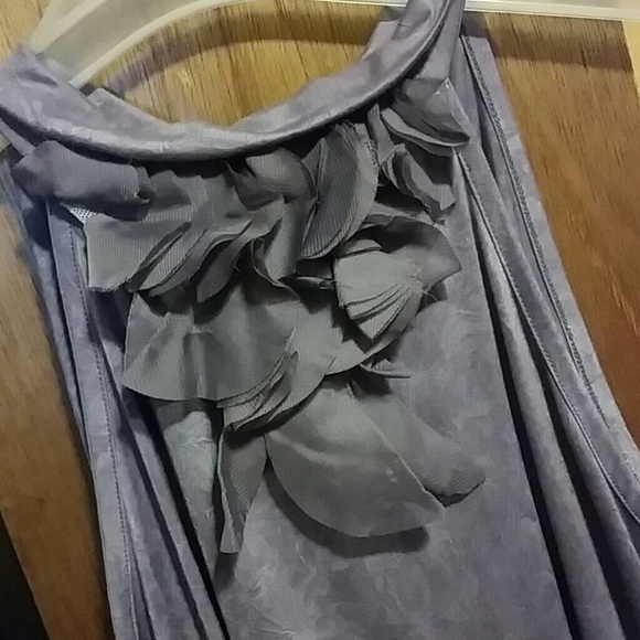 Top - Picture 2 of 3