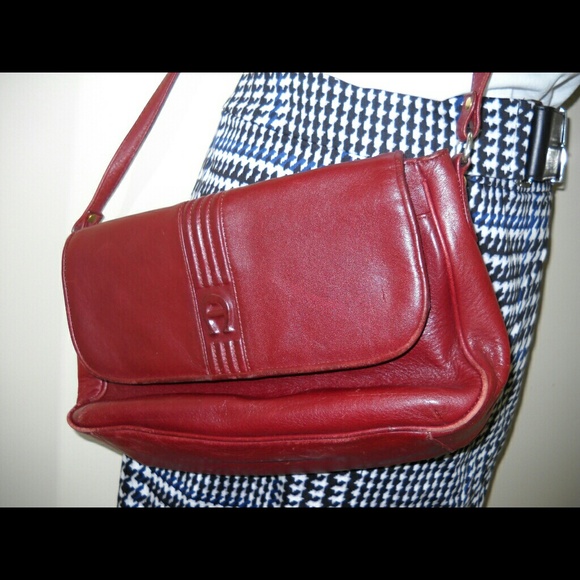 Etienne Aigner merlot handbag