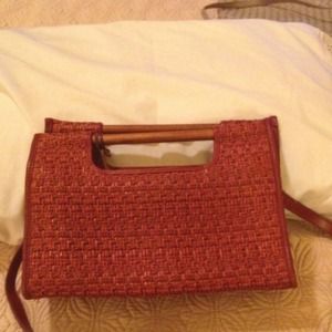 Woven Fossil Bag with Wooden Handles