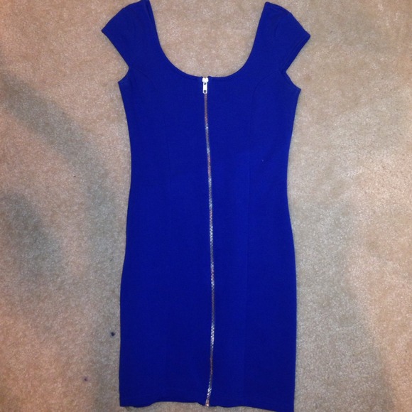 blue dress *ON HOLD FOR @amberpitchford* 😊