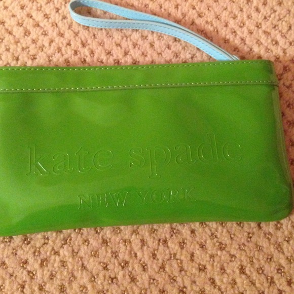 Kate Spade New York wristlet❤️BUNDLED❤️