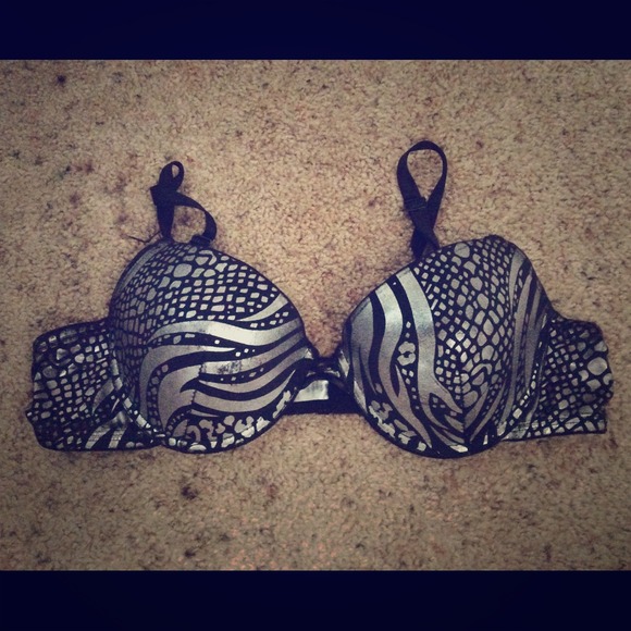 PUSH UP BRA