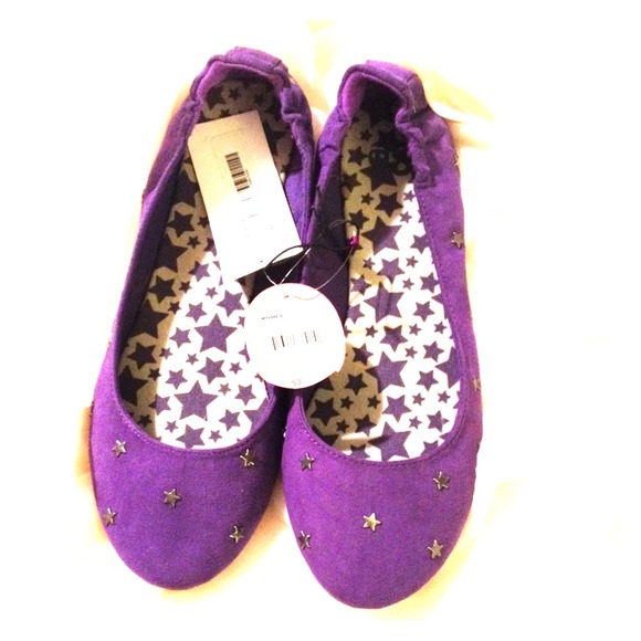 Purple stared ballet flats