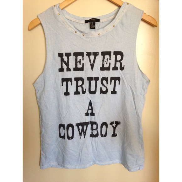 Super cute cut off tank