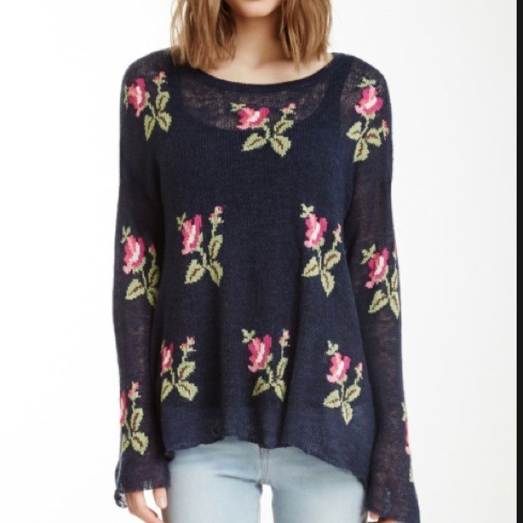 Wildfox Sweaters - Wildfox White Label Little Edie Sweater