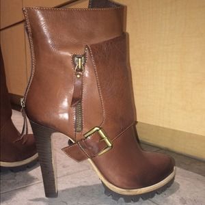 Vic Matie boots