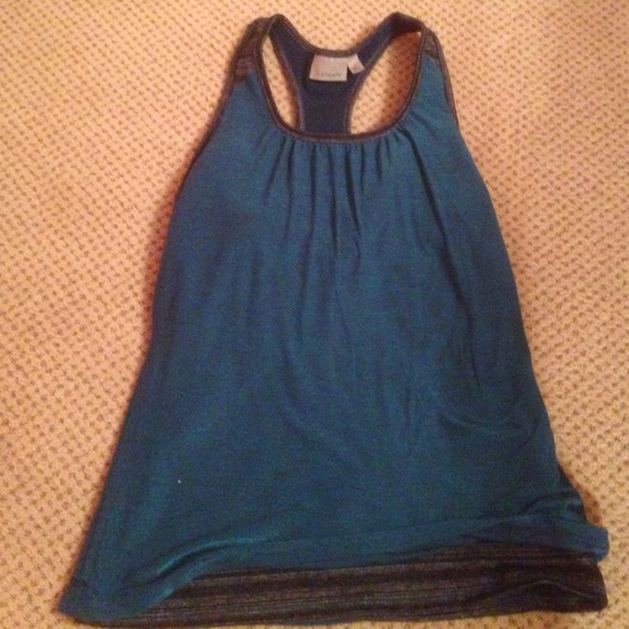 Athleta layered tank size small❤️BUNDLED❤️