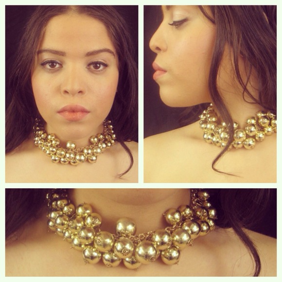 ✨New✨Caviar Gold Necklace