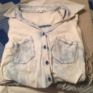 Acid wash long sleeve