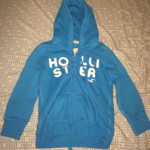 Three quarter sleeve hoodie
