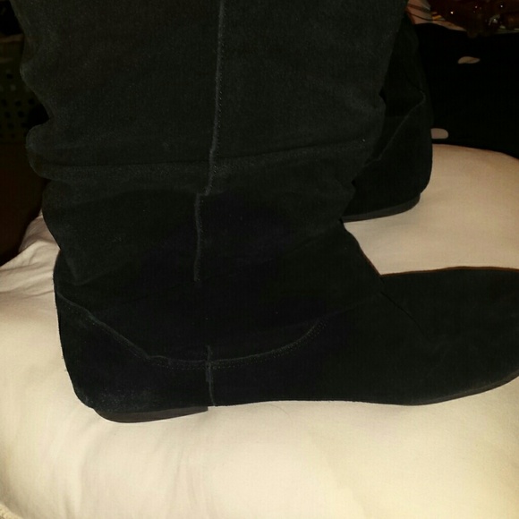 Boots - Picture 2 of 2