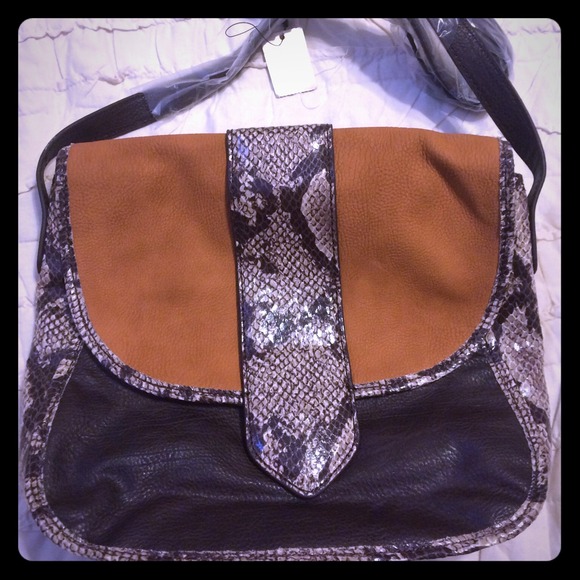 💯AUTHENTIC NWOT Chicos Purse