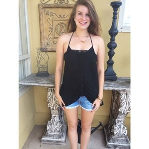 Loose black RVCA tank