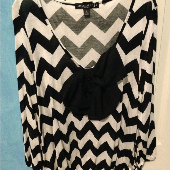 chevron shirt with bow
