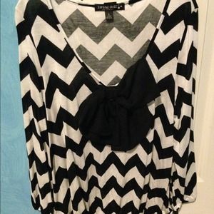 chevron shirt with bow