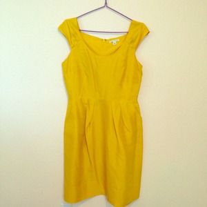 😻HOST PICK😻 Banana Republic Yellow Silk Dress