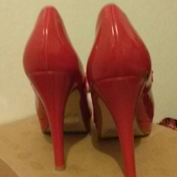 High heels - Picture 4 of 4
