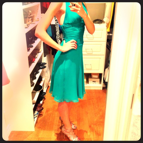 Flowy chiffon dress - Picture 1 of 4