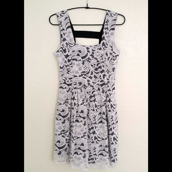 Monteau White Lace Dress