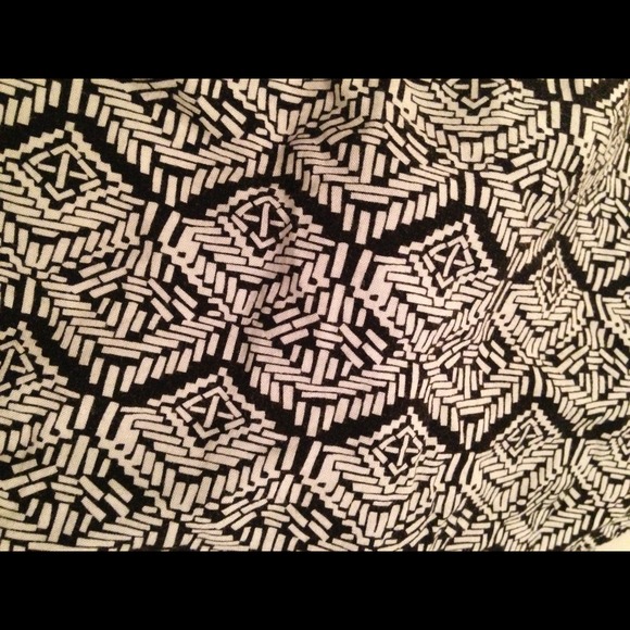 Skirt - Picture 3 of 3