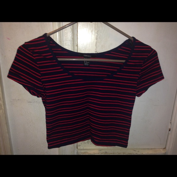 🚫TRADED🚫Striped crop top