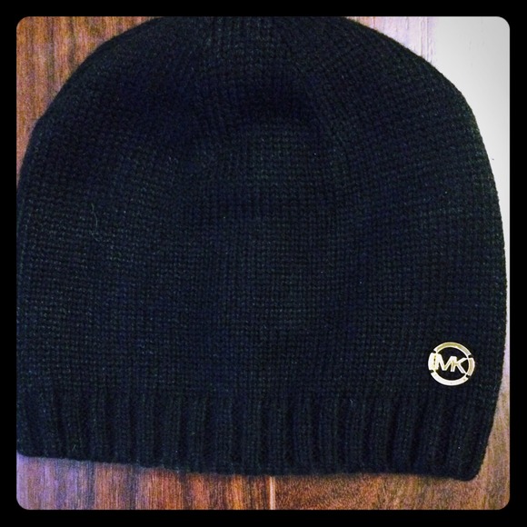 MK new black beanie