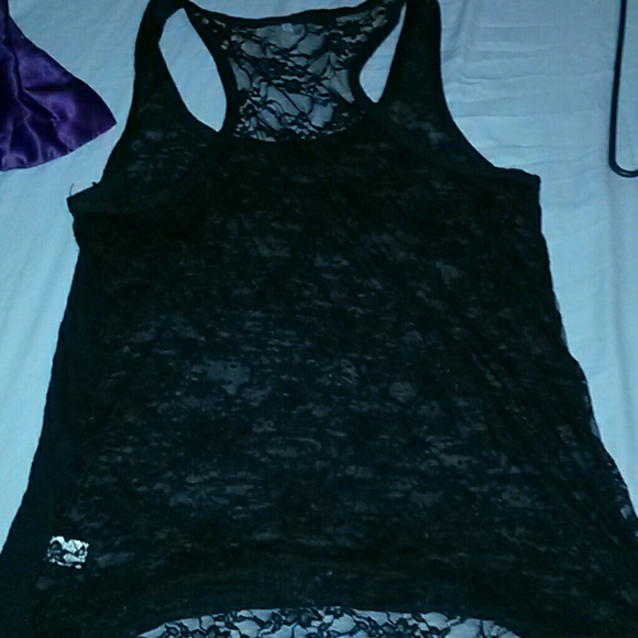 Shirt or u csn wear it as dress an wer leggin unde - Picture 2 of 4
