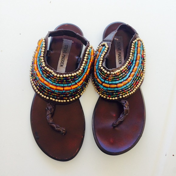 Steve Madden Shoes - Steve Madden brown beaded sandals Sz 8
