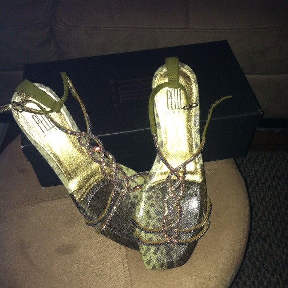 Pelle Moda Crystal Encrusted Sandals - Picture 1 of 4