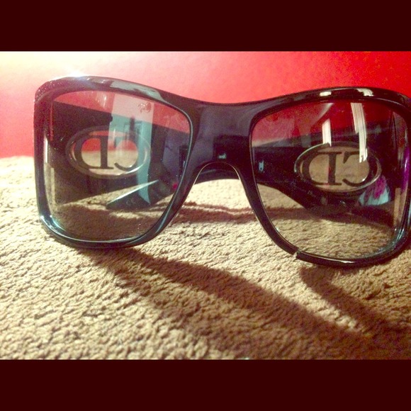 !!SOLD!!Christian Dior sunglasses fair condition