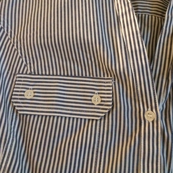 Forever 21 stripe shirt - Picture 3 of 3