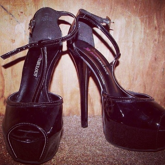 Just Fab Open toe heel