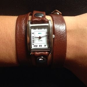 La Mer brown leather watch - on hold