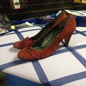Red Suede Never worn pumps