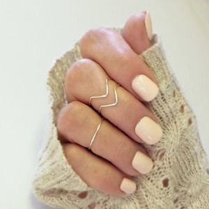 Set of 3 chevron stacking midi knuckle rings