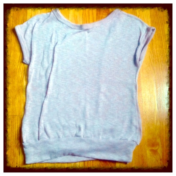 Light pink shortsleeve sweater