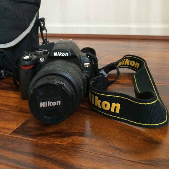 ❗️SOLD❗️Nikon D60 DSLR Camera complete set - Picture 2 of 4