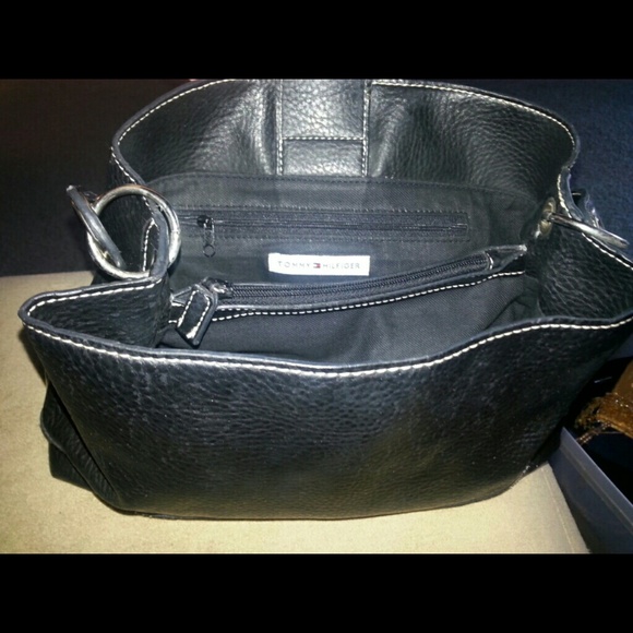 Tommy Hilfiger purse with wallet