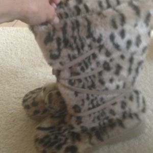 Victoria's Secret boot! What a fun boot. Mint !