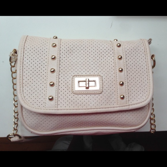 Crossbody beige and gold purse