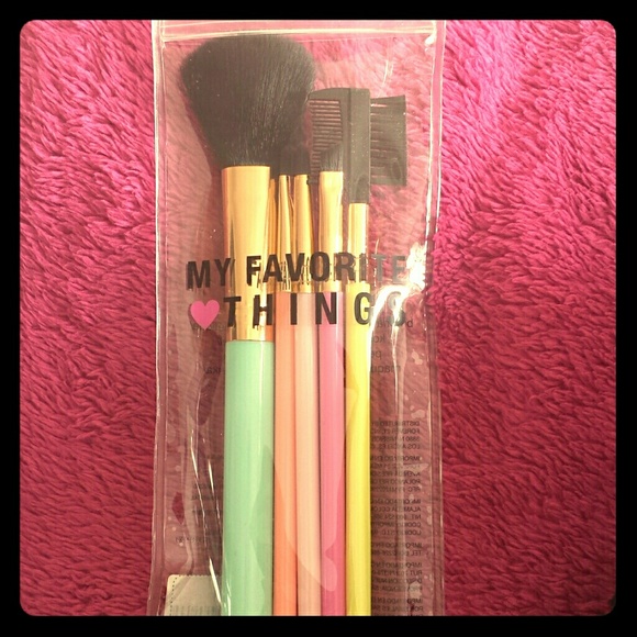 Makeup brush set. Never opened or used.