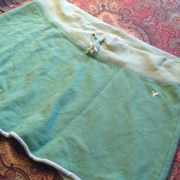American eagle green skirt