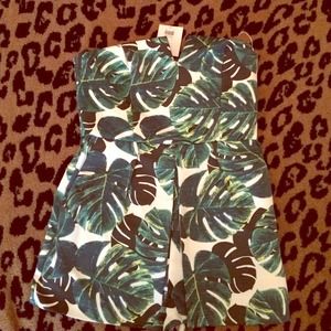 Top shop palm romper BNWT size 8! Petite SOLD OUT!