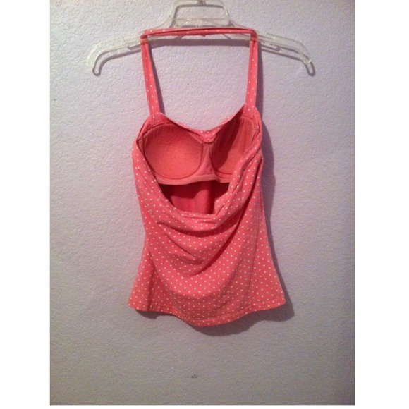 Pink halter top - Picture 2 of 2