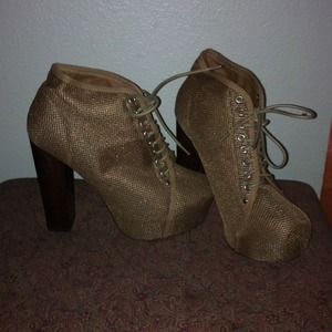 Chunky Heels!👠